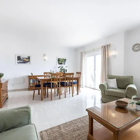 Townhouse Da Amarela * Budens