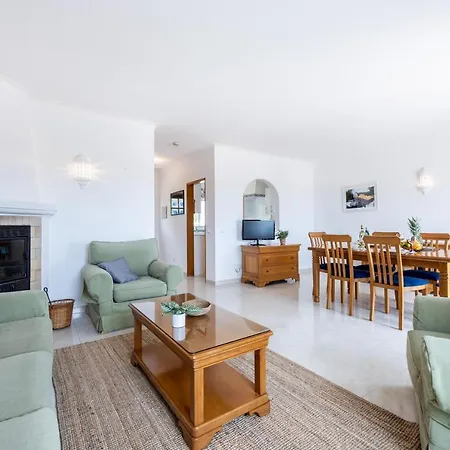 Townhouse Da Amarela Hébergement de vacances *