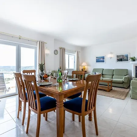 Semesterbostad Townhouse Da Amarela Budens